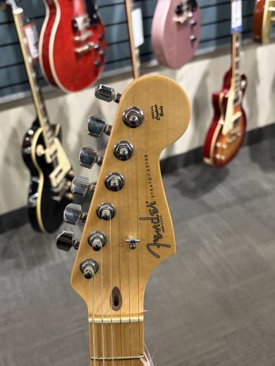 Store Special Product - American Professional II Stratocaster, Maple Fingerboard - 3-Colour Sunburst